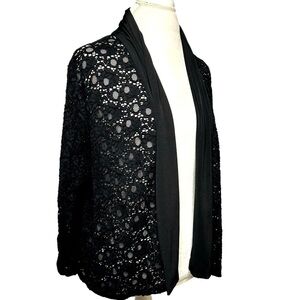 ELLEN TRACY Shrug Open front Lace detailing 3/4 sleeves Collar Black XL Like new